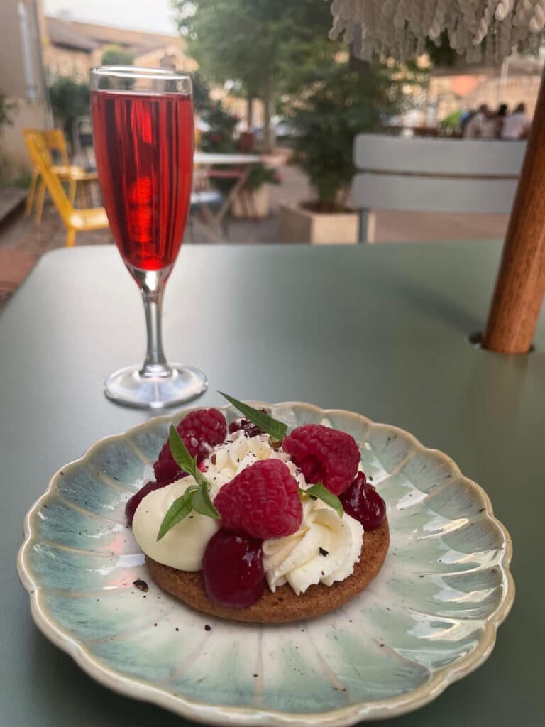 Auberge de Saint Hugues Restaurant 71 Saône et Loire Semur en Brionnais (12)